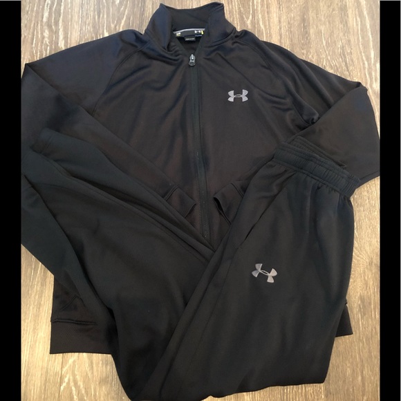Under Armour Other - Men's size small under armour track suit